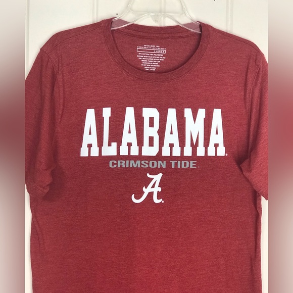 Alabama Crimson Tide Roll Tide Graphic Print Top T-shirt NWOT
Stretch Material - Picture 7 of 12